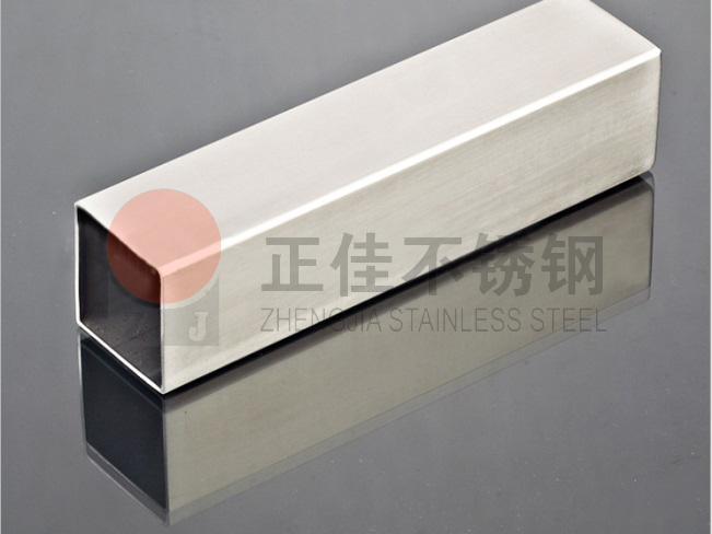 2e8a541c5a18f09e32871bebb604e6cb 201不锈钢方管喷涂